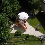 Apartment Morgenfurt - 3 Sterne Und Erdhäuser 4 Sterne In Alleinlage