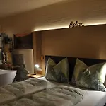 Апартаменты Himmelsboegen Und Mit Seeblick Und Alleinlage Вайсензее