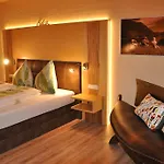 Apartment Morgenfurt - 3 Sterne Und Erdhäuser 4 Sterne In Alleinlage *