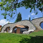 Morgenfurt - 3 Sterne Und Erdhäuser 4 Sterne In Alleinlage Apartment Weissensee