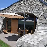 Apartment Morgenfurt - 3 Sterne Und Erdhäuser 4 Sterne In Alleinlage Weissensee