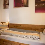 Apartment Morgenfurt - 3 Sterne Und Erdhäuser 4 Sterne In Alleinlage *