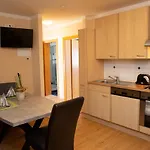 Morgenfurt - 3 Sterne Und Erdhäuser 4 Sterne In Alleinlage Weissensee