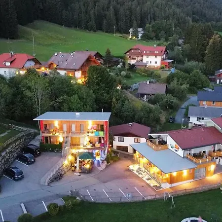 Morgenfurt - 3 Sterne Und Erdhäuser 4 Sterne In Alleinlage