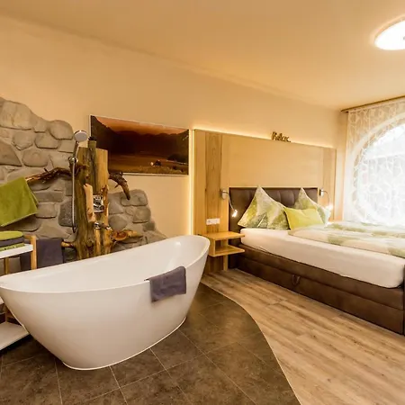 Himmelsboegen Und Mit Seeblick Und Alleinlage דירה *