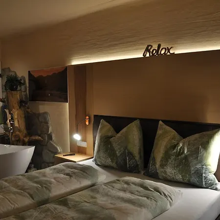 アパート Himmelsboegen Und Mit Seeblick Und Alleinlage ヴァイセンゼー