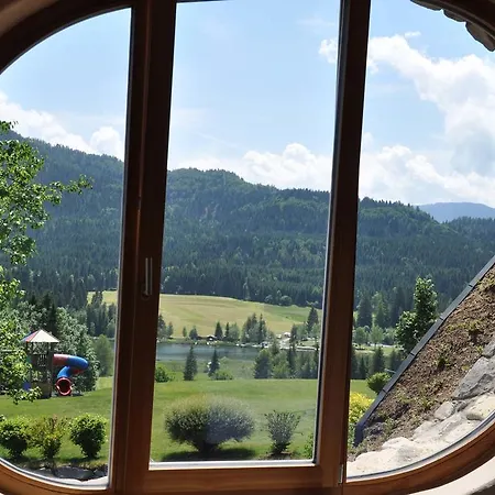 Himmelsboegen Und Mit Seeblick Und Alleinlage Apartment Weissensee