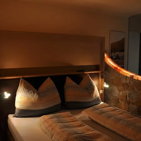 Himmelsboegen Und Mit Seeblick Und Alleinlage