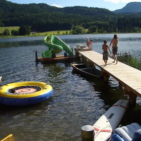 Himmelsboegen Und Mit Seeblick Und Alleinlage Weissensee