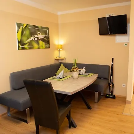 Himmelsboegen Und Mit Seeblick Und Alleinlage ヴァイセンゼー