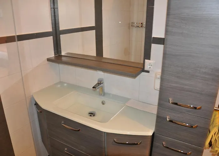 Himmelsboegen Und Mit Seeblick Und Alleinlage וויסנסי